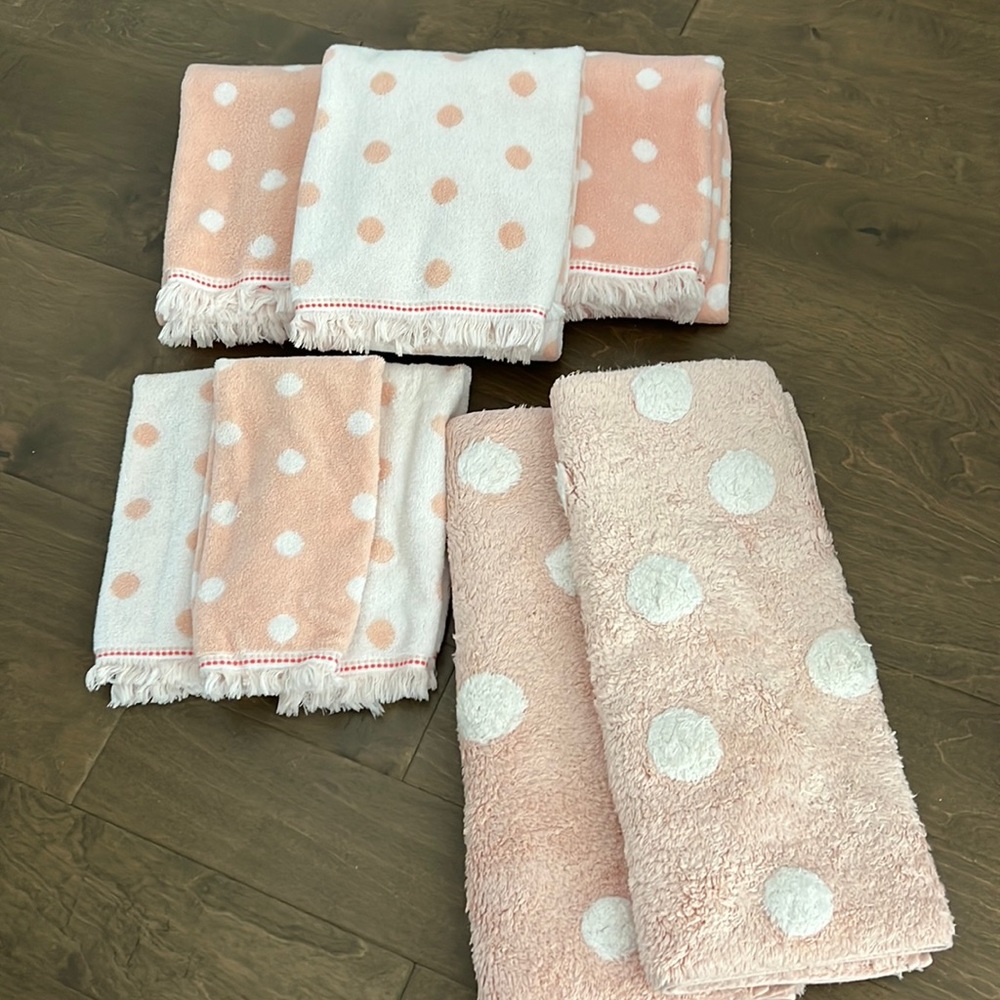 Target Dot Bath Set